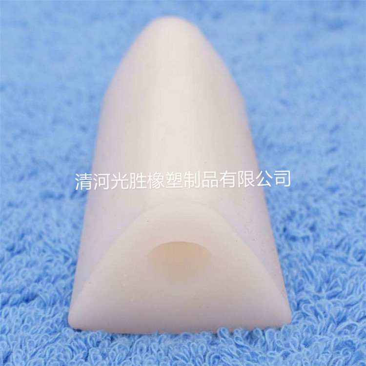 硅膠密封條產(chǎn)品圖片 硅膠密封條產(chǎn)品圖片
